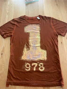 Diesel Men's Rust Short-Sleeve Tee with Metallic Gold Number Print